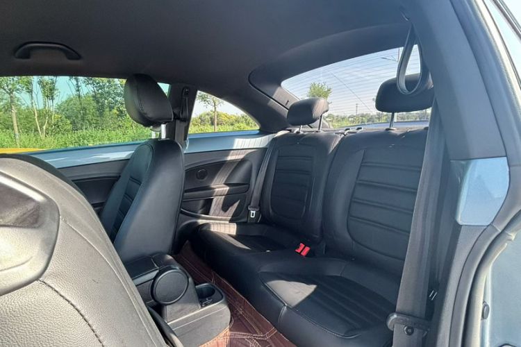 Used Volkswagen Beetle 2017 180TSI Yile Edition Interior 2