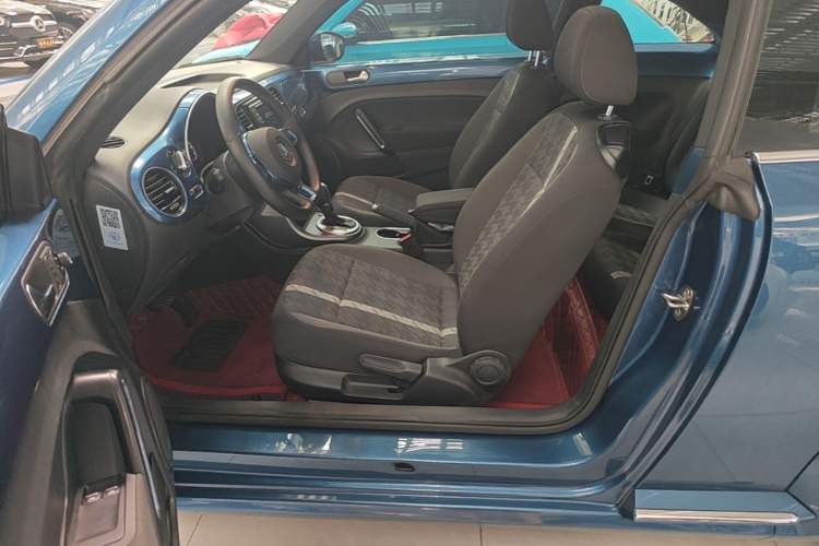 Used Volkswagen Beetle 2017 180TSI Shangle Edition Left Front Seat