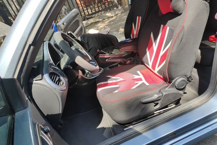 Used Volkswagen Beetle 2017 180TSI Yile Edition Left Front Seat