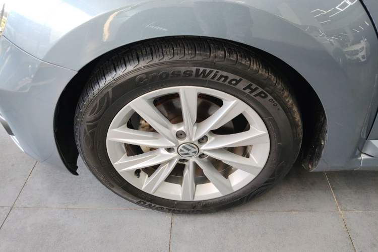 Used Volkswagen Beetle 2017 180TSI Shangle Edition Left Front Wheel Hub