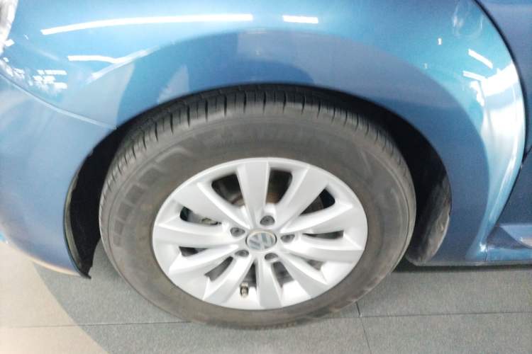 Used Volkswagen Beetle 2017 180TSI Yile Edition Left Front Wheel Hub