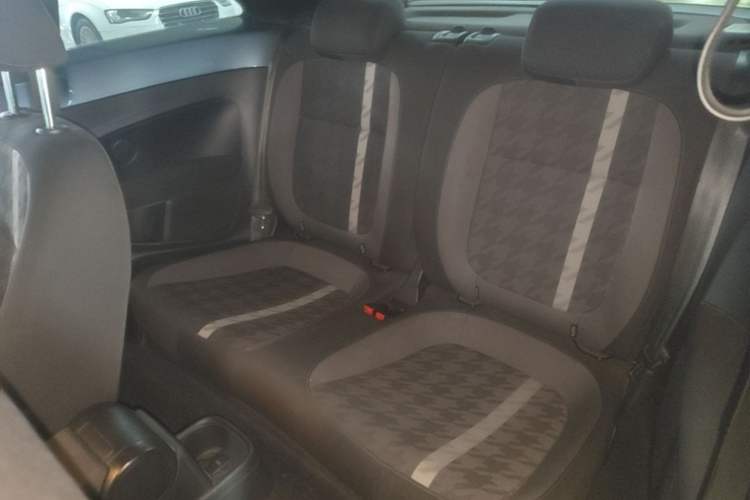 Used Volkswagen Beetle 2017 180TSI Yile Edition Left Rear Seat