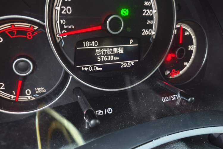 Used Volkswagen Beetle 2017 280TSI ZhiLe Edition Odometer Close Up