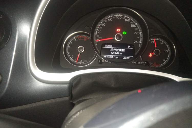 Used Volkswagen Beetle 2017 180TSI Yile Edition Odometer Close Up
