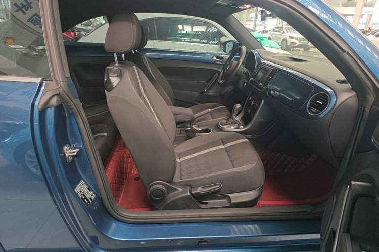 Used Volkswagen Beetle 2017 180TSI Shangle Edition Right Front Seat