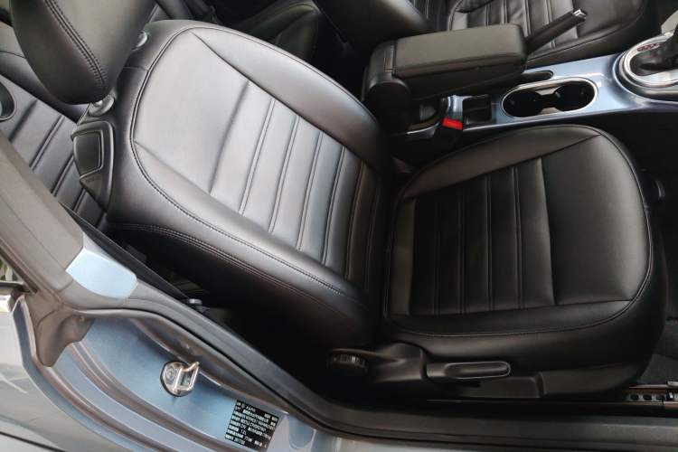 Used Volkswagen Beetle 2017 180TSI Shangle Edition Right Front Seat