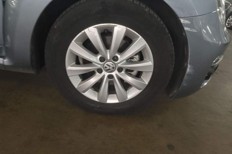 Used Volkswagen Beetle 2017 180TSI Yile Edition Right Front Wheel Hub