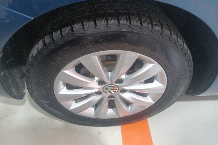 Used Volkswagen Beetle 2017 180TSI Yile Edition Right Rear Wheel Hub