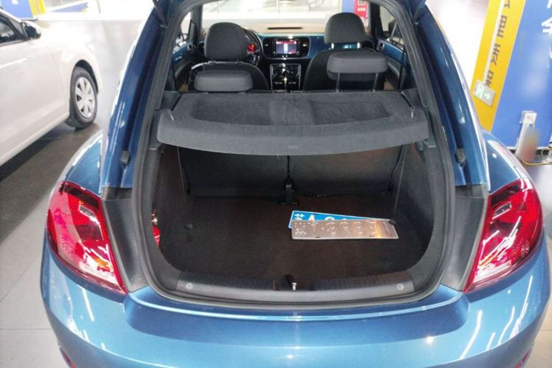 Used Volkswagen Beetle 2017 180TSI Yile Edition Trunk