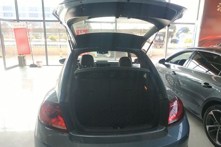 Used Volkswagen Beetle 2017 180TSI Yile Edition Trunk