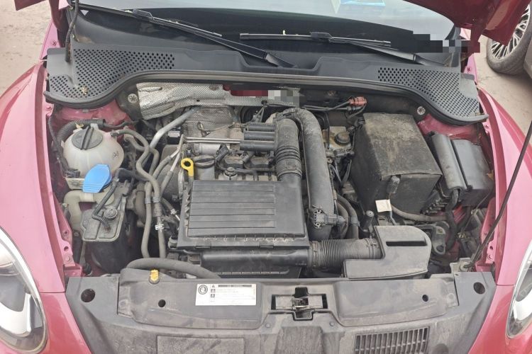 Used Volkswagen Beetle 2017 180TSI Pink Beauty Edition Engine Bay