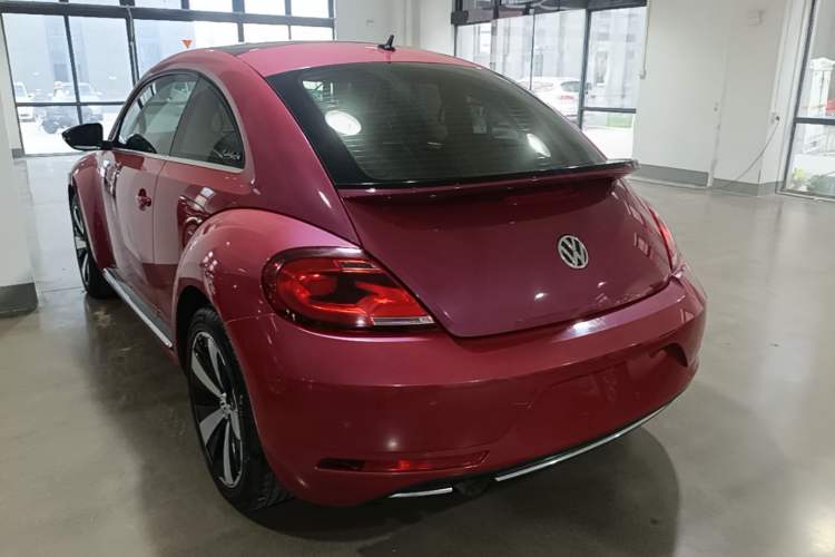 Used Volkswagen Beetle 2017 180TSI Pink Beauty Edition Exterior 2