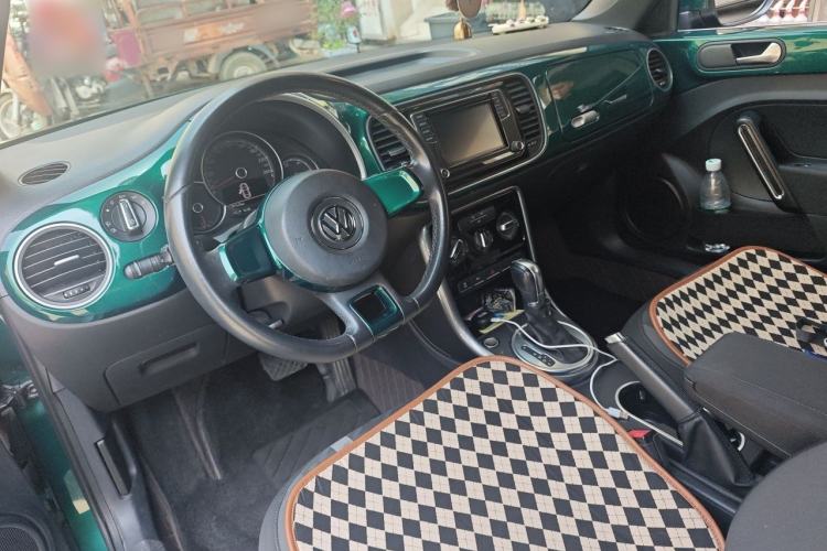 Used Volkswagen Beetle 2017 180TSI Yile Edition Center Console