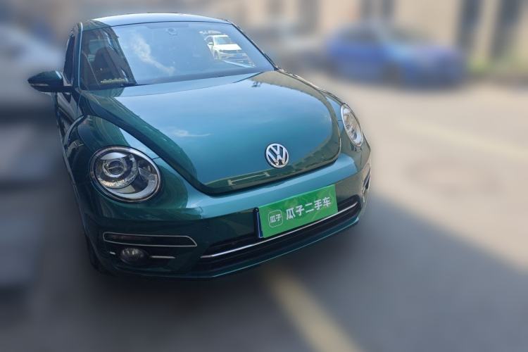 Used Volkswagen Beetle 2017 180TSI Yile Edition Front Right 45 Deg