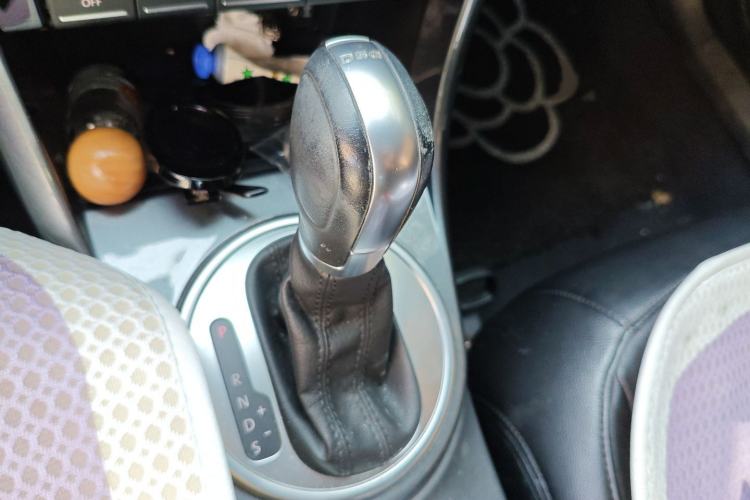 Used Volkswagen Beetle 2017 180TSI Emerald Classic Edition Gear Lever