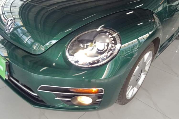 Used Volkswagen Beetle 2017 180TSI Emerald Classic Edition Left Front Headlight
