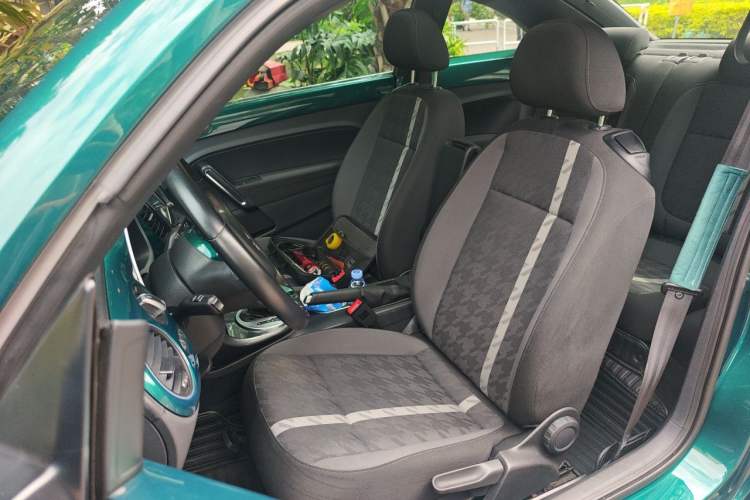 Used Volkswagen Beetle 2017 180TSI Emerald Classic Edition Left Front Seat