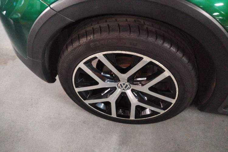 Used Volkswagen Beetle 2017 180TSI Dune Off-Road Edition Right Rear Wheel Hub