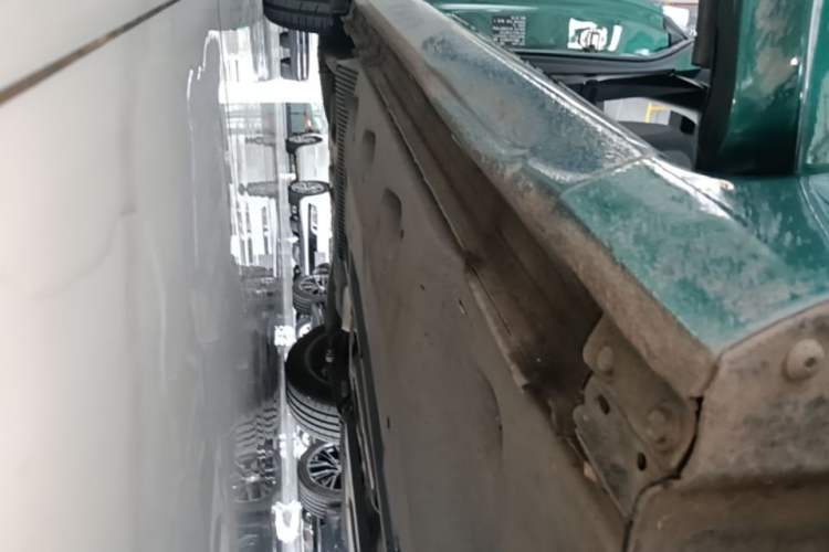 Used Volkswagen Beetle 2017 180TSI Emerald Classic Edition Right Side Sill