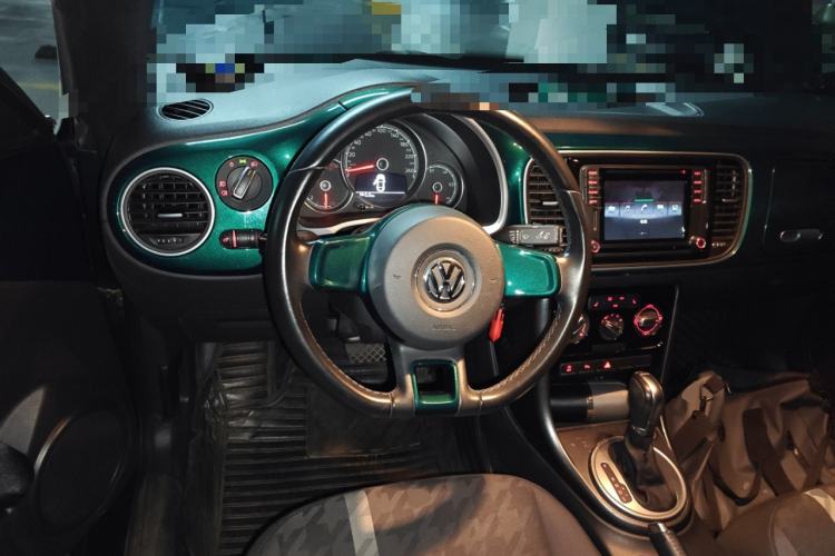 Used Volkswagen Beetle 2017 180TSI Emerald Classic Edition Steering Wheel