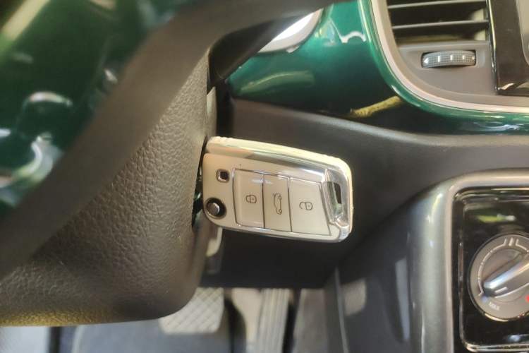 Used Volkswagen Beetle 2017 180TSI Emerald Classic Edition Vehicle Key