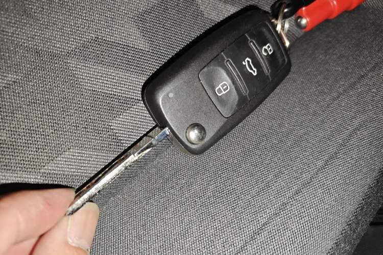 Used Volkswagen Beetle 2017 180TSI Emerald Classic Edition Vehicle Key