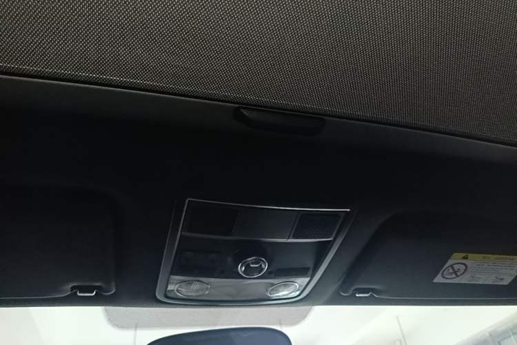 Used Volkswagen Beetle 2017 180TSI Pink Beauty Edition Headliner
