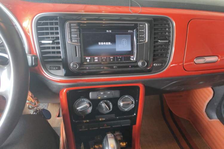 Used Volkswagen Beetle 2017 180TSI Yile Edition Audio And AC Panel