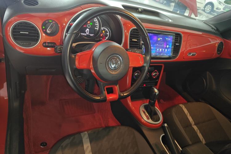 Used Volkswagen Beetle 2017 180TSI Yile Edition Center Console