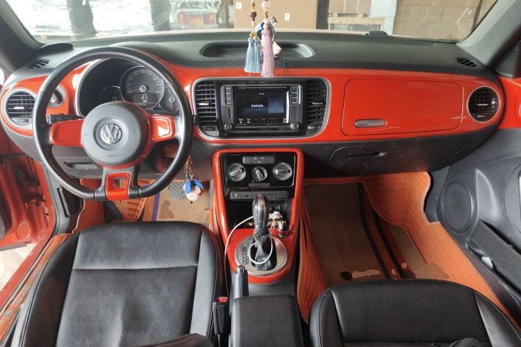 Used Volkswagen Beetle 2017 180TSI Yile Edition Center Console