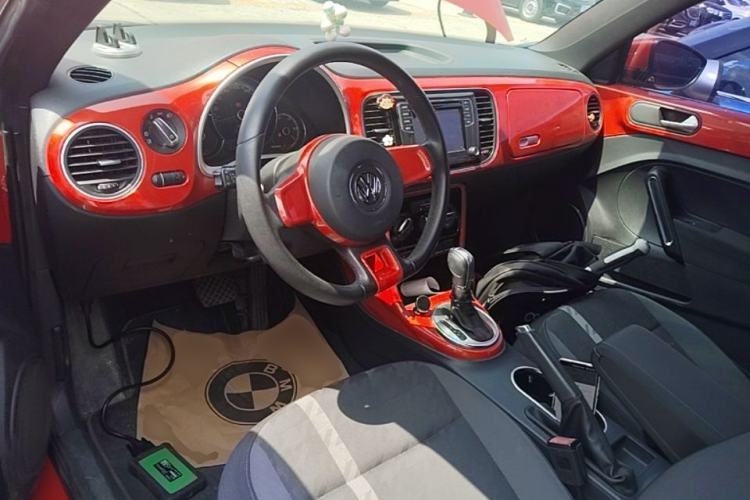 Used Volkswagen Beetle 2017 180TSI Yile Edition Center Console