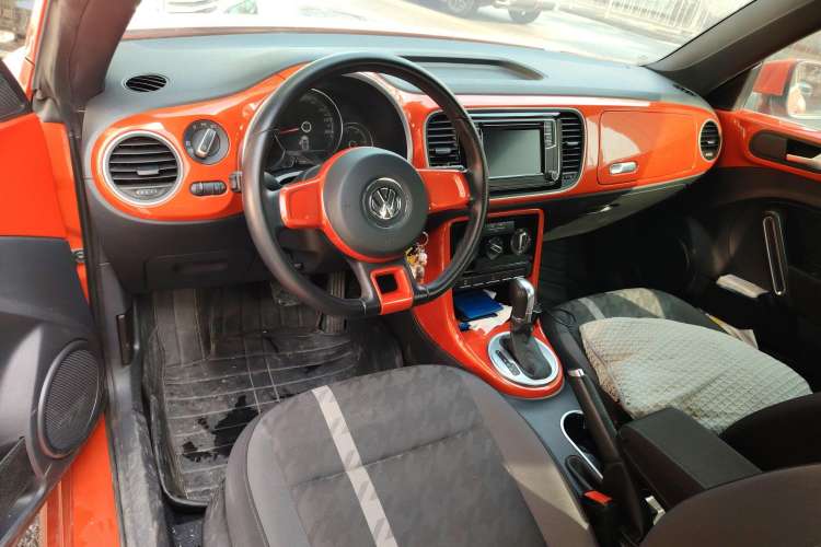 Used Volkswagen Beetle 2017 180TSI Yile Edition Center Console