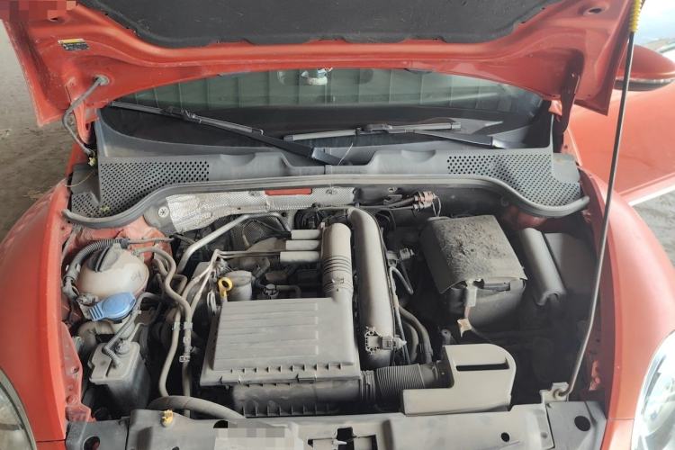 Used Volkswagen Beetle 2017 180TSI Yile Edition Engine Bay