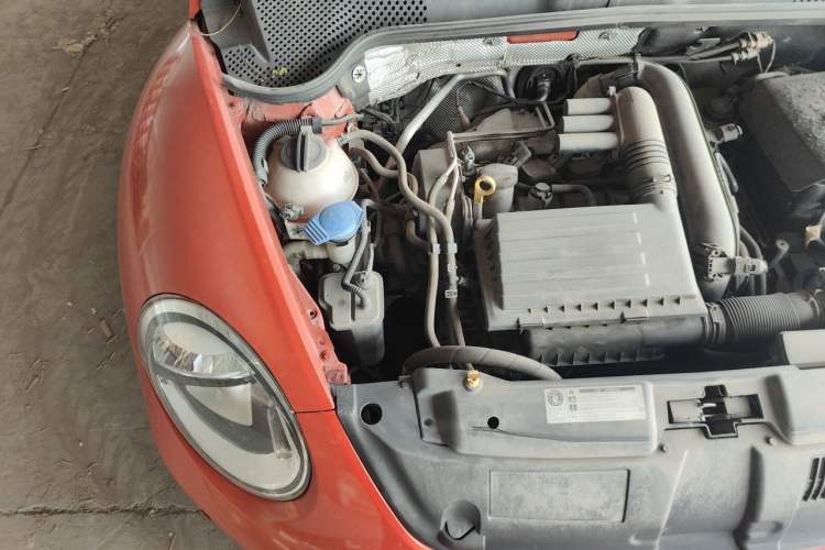 Used Volkswagen Beetle 2017 180TSI Yile Edition Engine Bay Right
