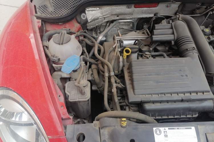Used Volkswagen Beetle 2017 180TSI Yile Edition Engine Bay Right