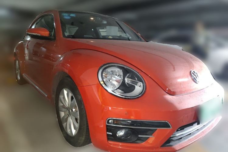 Used Volkswagen Beetle 2017 180TSI Yile Edition Front Right 45 Deg