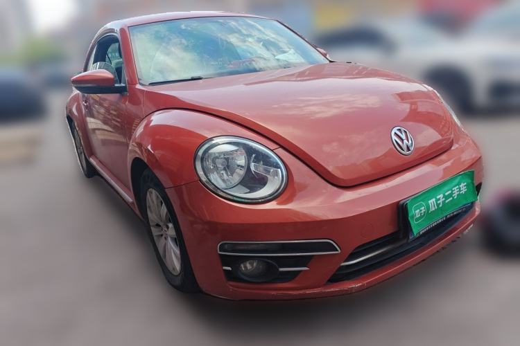 Used Volkswagen Beetle 2017 180TSI Yile Edition Front Right 45 Deg