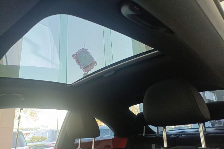 Used Volkswagen Beetle 2017 180TSI Shangle Edition Headliner