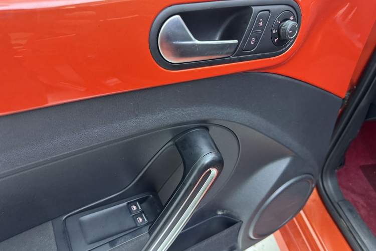 Used Volkswagen Beetle 2017 180TSI Shangle Edition Interior 8