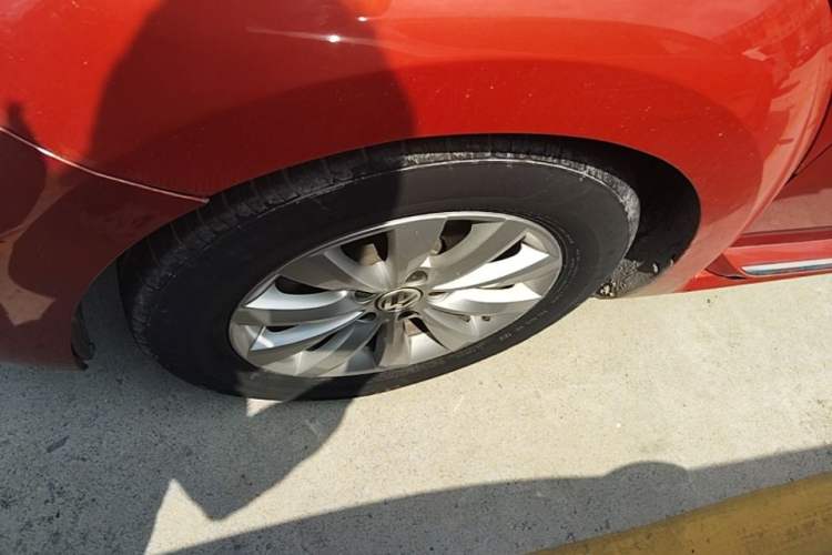 Used Volkswagen Beetle 2017 180TSI Yile Edition Left Front Wheel Hub