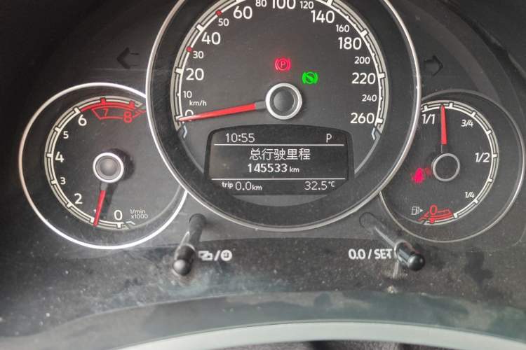Used Volkswagen Beetle 2017 180TSI Yile Edition Odometer Close Up