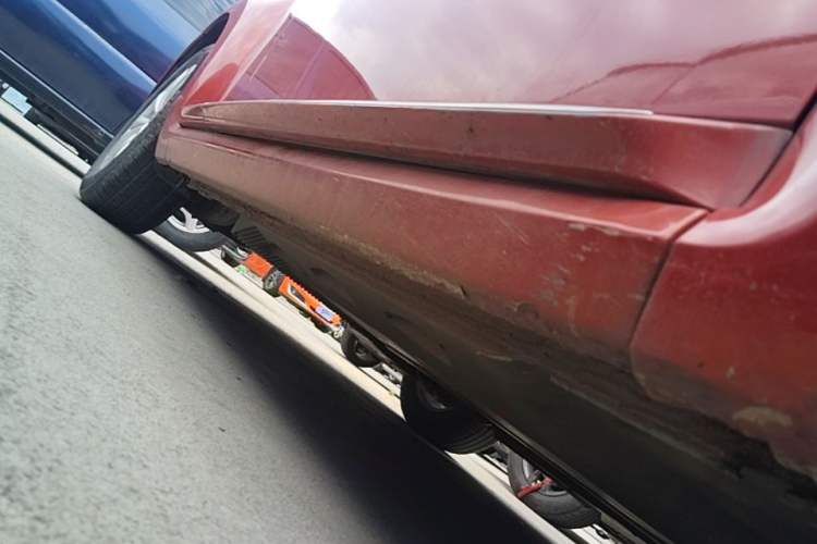 Used Volkswagen Beetle 2017 180TSI Yile Edition Right Side Sill