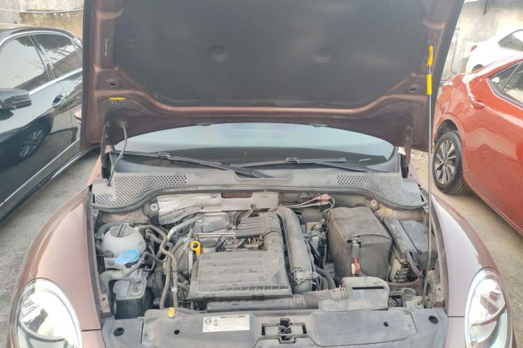 Used Volkswagen Beetle 2017 180TSI Yile Edition Engine Bay