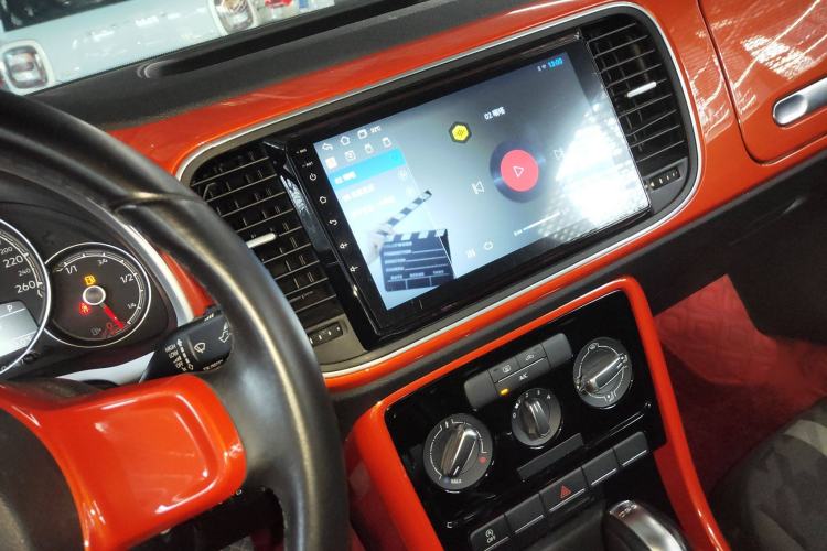 Used Volkswagen Beetle 2017 180TSI Yile Edition Audio And AC Panel