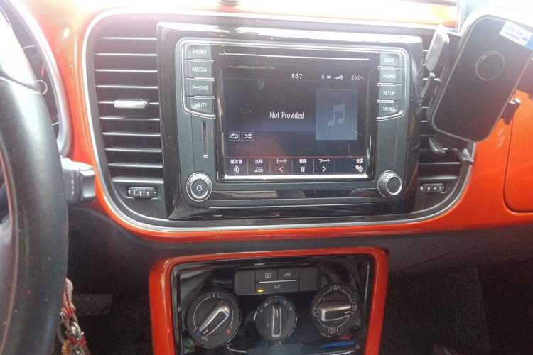 Used Volkswagen Beetle 2017 180TSI Yile Edition Audio And AC Panel