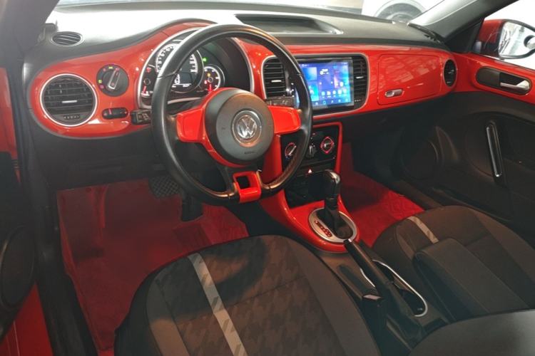 Used Volkswagen Beetle 2017 180TSI Yile Edition Center Console