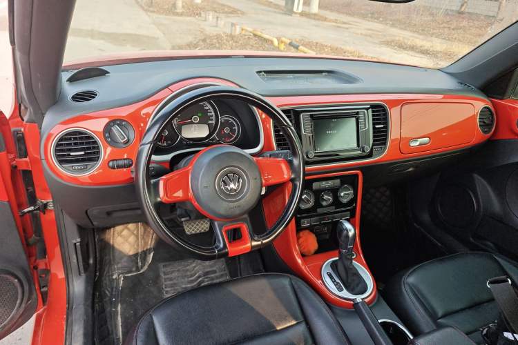 Used Volkswagen Beetle 2017 180TSI Yile Edition Center Console