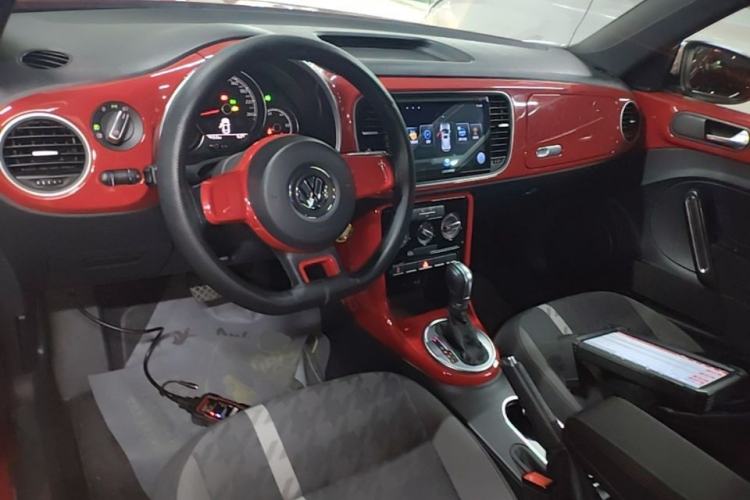 Used Volkswagen Beetle 2017 180TSI Yile Edition Center Console