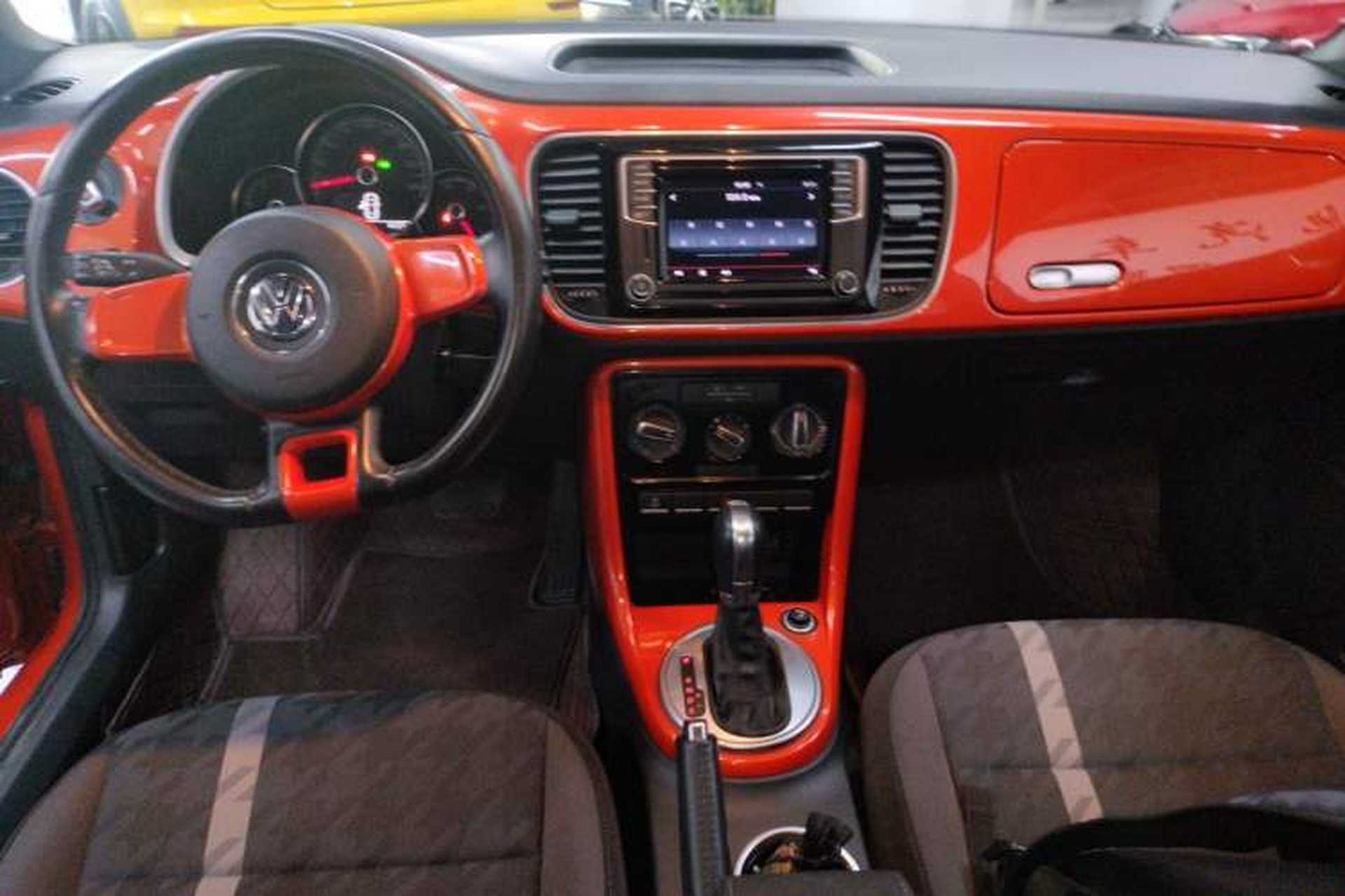 Used Volkswagen Beetle 2017 180TSI Yile Edition Center Console