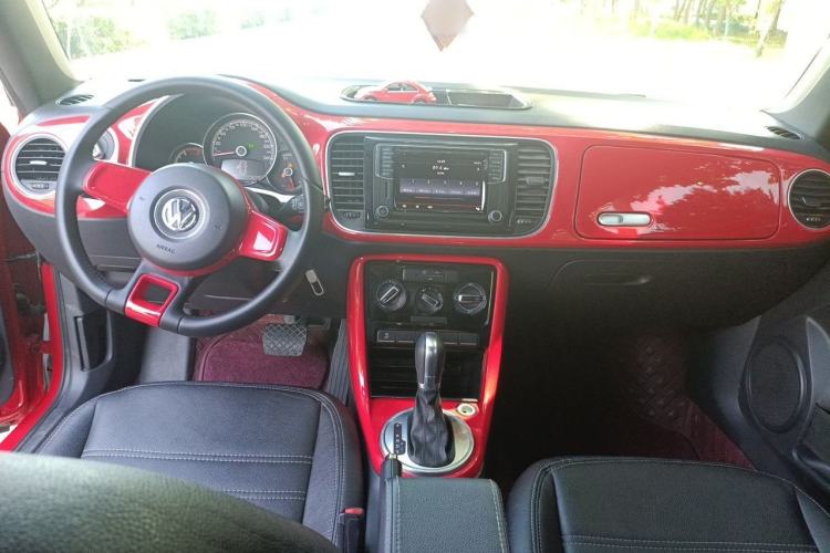 Used Volkswagen Beetle 2017 180TSI Yile Edition Center Console